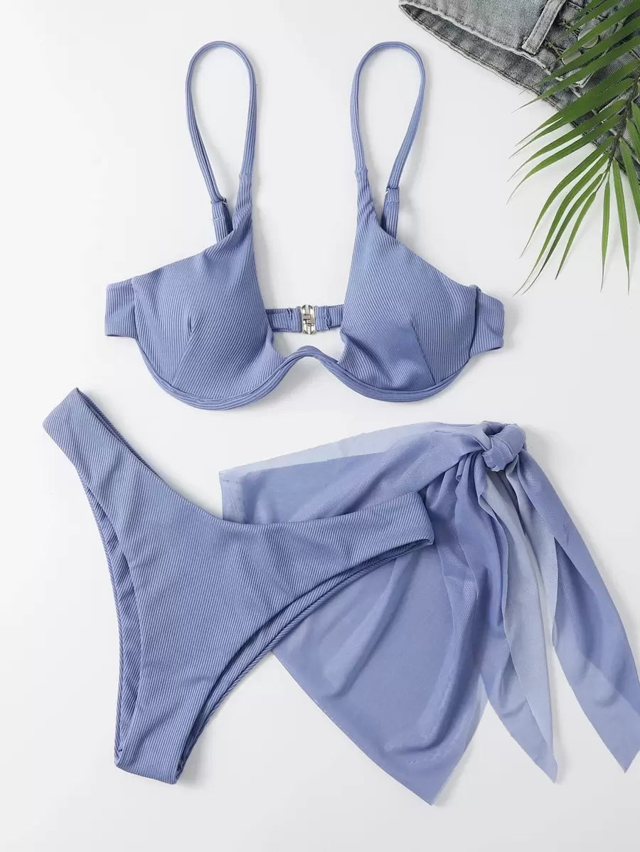 3'Lü Balenli Bikini Takımı Ve Örgü Plaj Eteği Niebbla