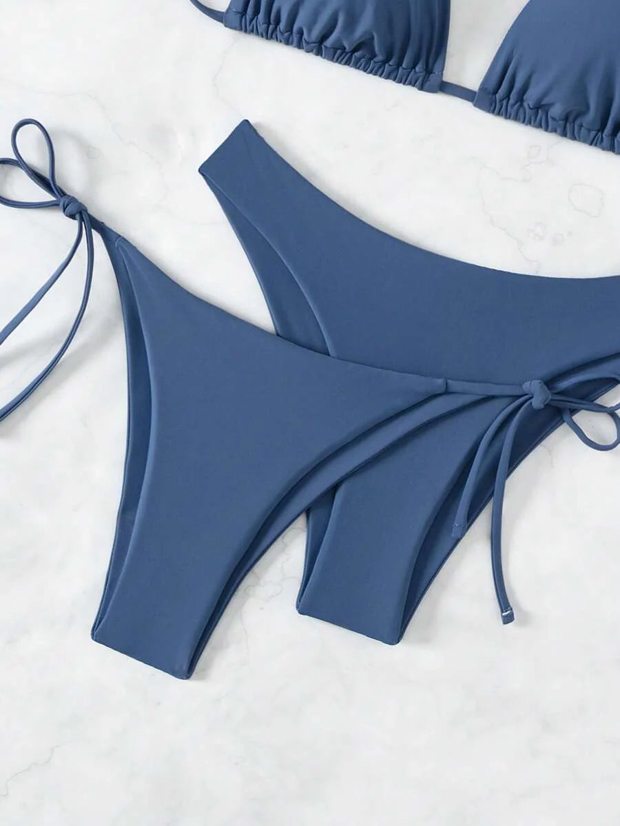 3 Parça Halter Üst + Üçgen Alt + Bağcıklı Şort Bikini Takımı Niebbla