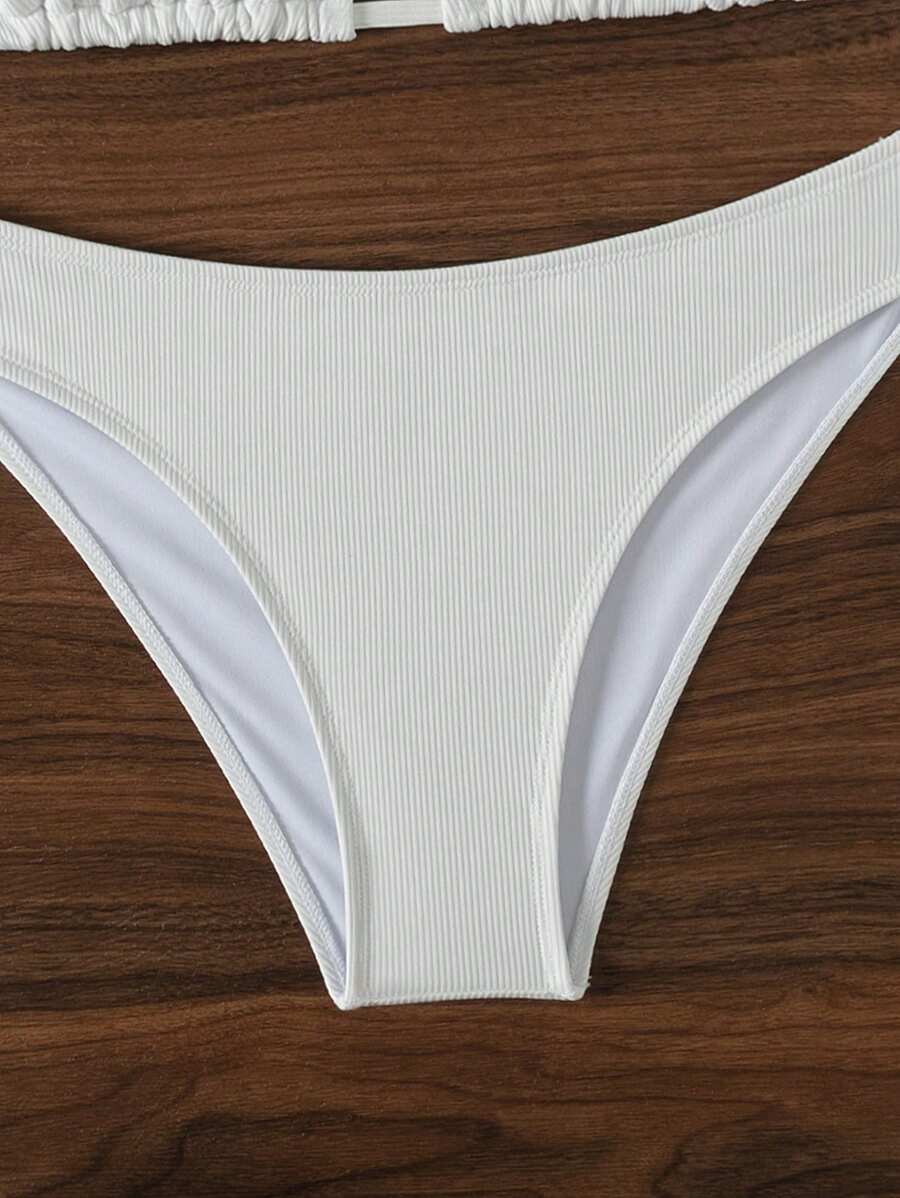 Çiçek Desenli Halter Bağcıklı Bikini Takımı Niebbla