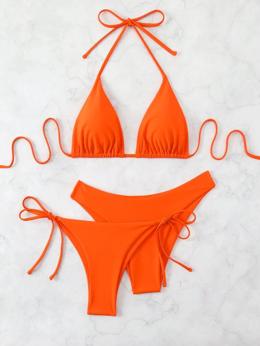 3 Parça Halter Üst + Üçgen Alt + Bağcıklı Şort Bikini Takımı Niebbla