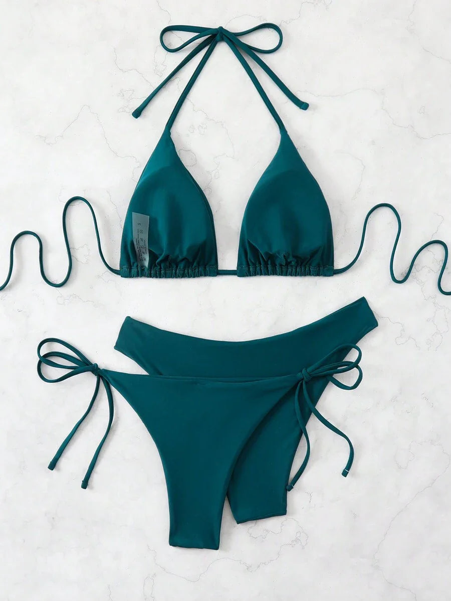 3 Parça Halter Üst + Üçgen Alt + Bağcıklı Şort Bikini Takımı Niebbla