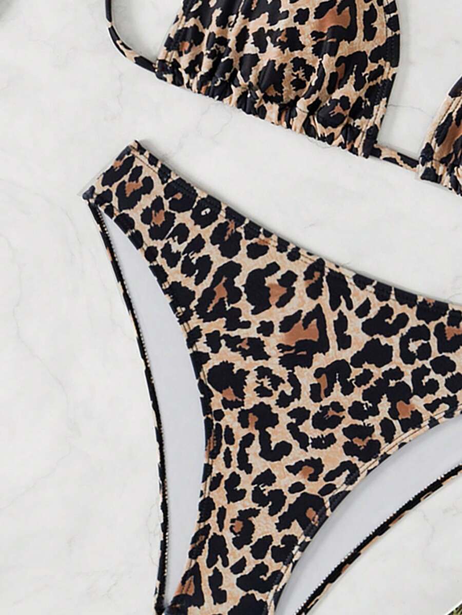 Çiçek Desenli Halter Bağcıklı Bikini Takımı Niebbla