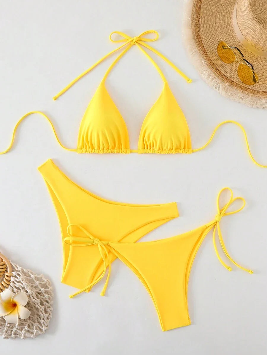 3 Parça Halter Üst + Üçgen Alt + Bağcıklı Şort Bikini Takımı Niebbla