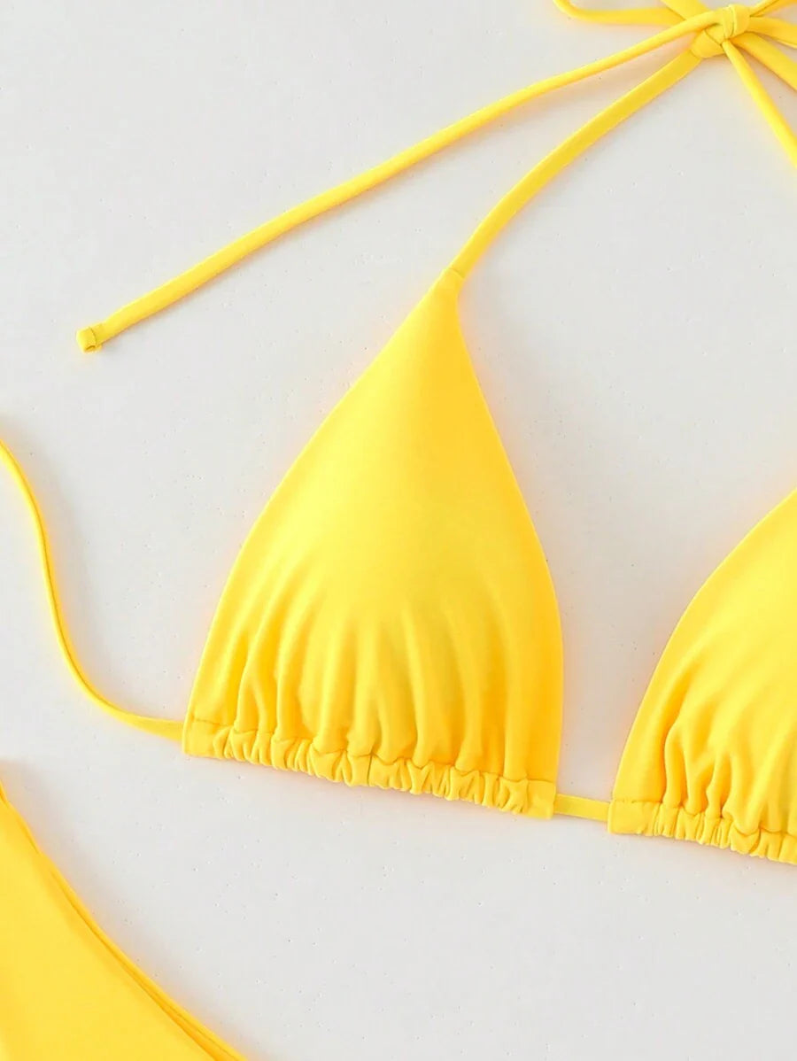 3 Parça Halter Üst + Üçgen Alt + Bağcıklı Şort Bikini Takımı Niebbla
