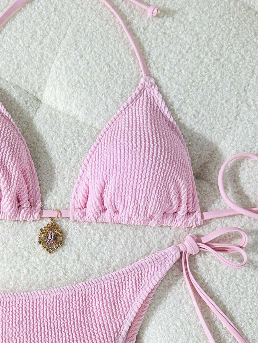 Jakarlı Metal Detaylı Askılı Bikini Takımı Niebbla