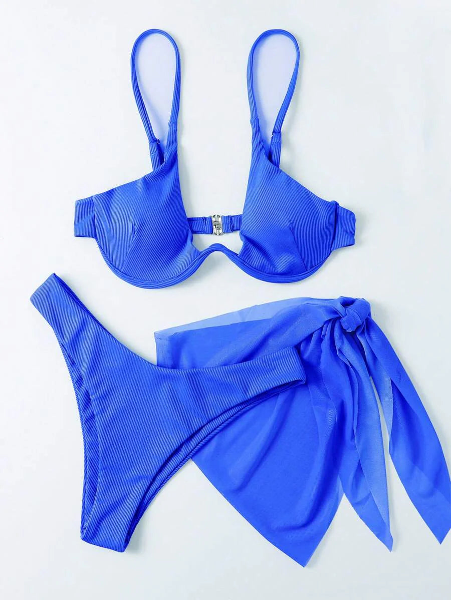 3'Lü Balenli Bikini Takımı Ve Örgü Plaj Eteği Niebbla