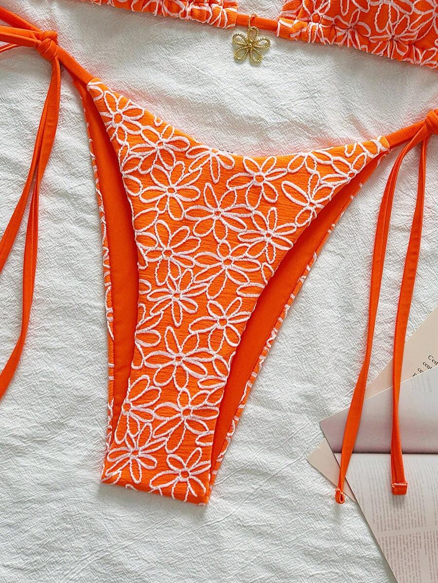 Çiçek Desenli Boyundan Bağlamalı Bikini Ve Bağcıklı Bikini Altı Takımı Niebbla