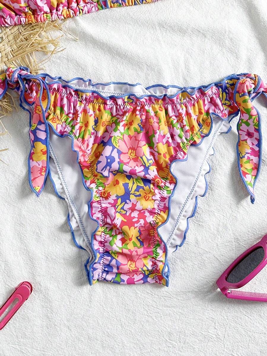 Çiçekli Dantel Pileli Bikini Takımı Niebbla