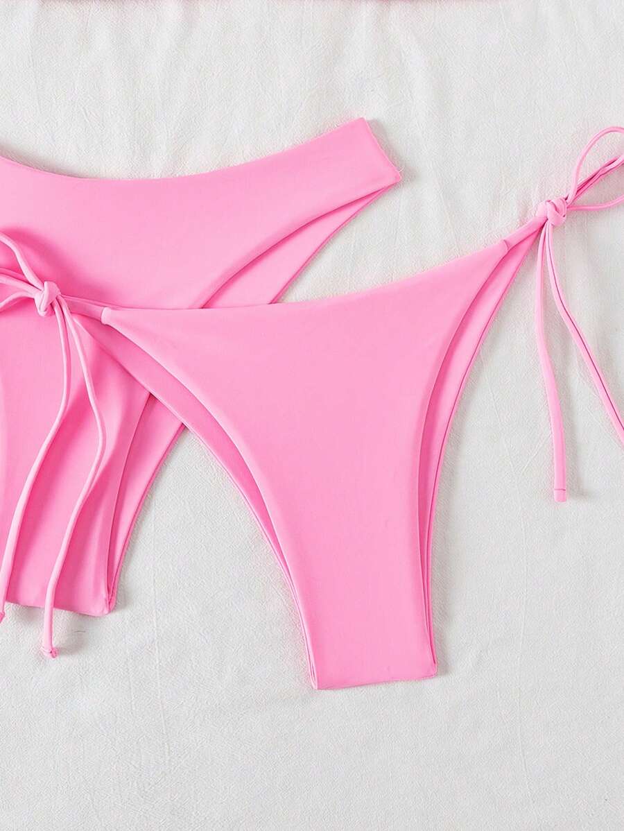3 Parça Halter Üst + Üçgen Alt + Bağcıklı Şort Bikini Takımı Niebbla