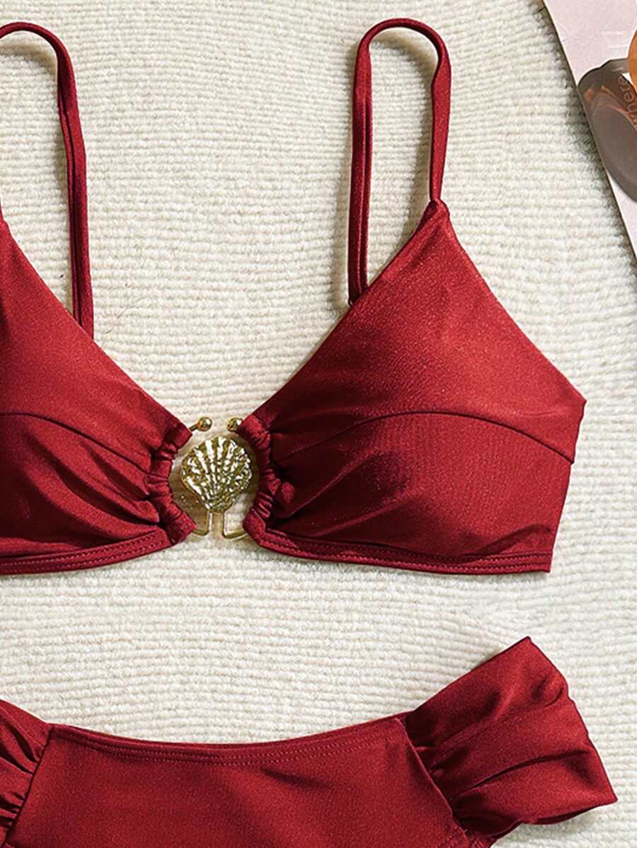 Metal Aksesuarlı Yüksek Kesim Askılı Bikini Takımı Niebbla