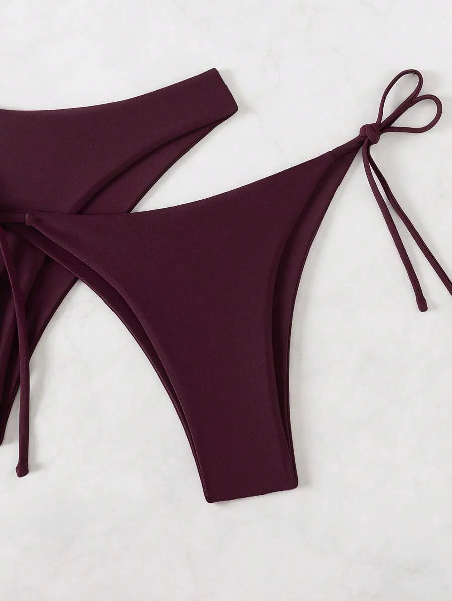 3 Parça Halter Üst + Üçgen Alt + Bağcıklı Şort Bikini Takımı Niebbla
