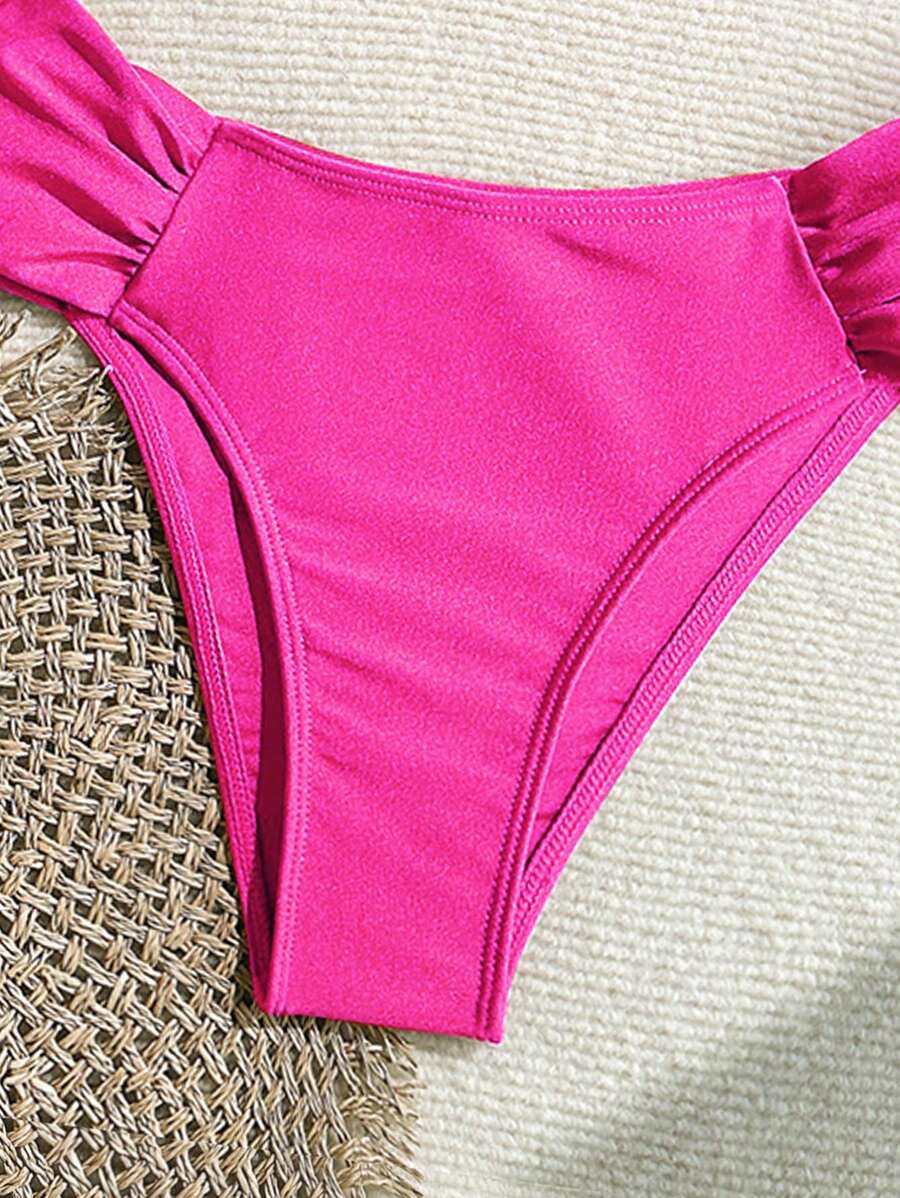 Metal Aksesuarlı Yüksek Kesim Askılı Bikini Takımı Niebbla