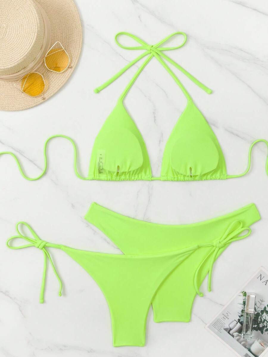 3 Parça Halter Üst + Üçgen Alt + Bağcıklı Şort Bikini Takımı Niebbla