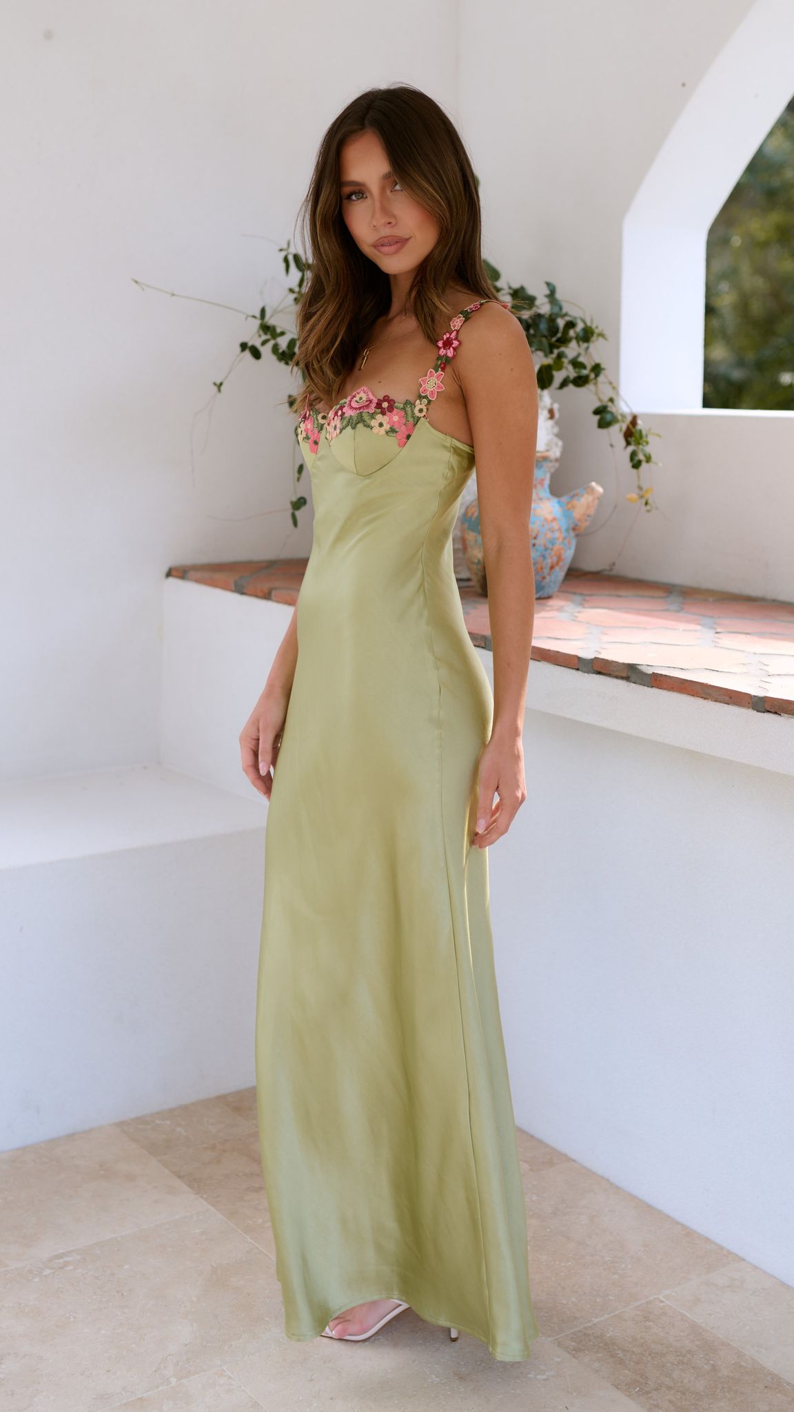 Chelsey - Çiçek Detaylı Maxi Elbise Mağazam