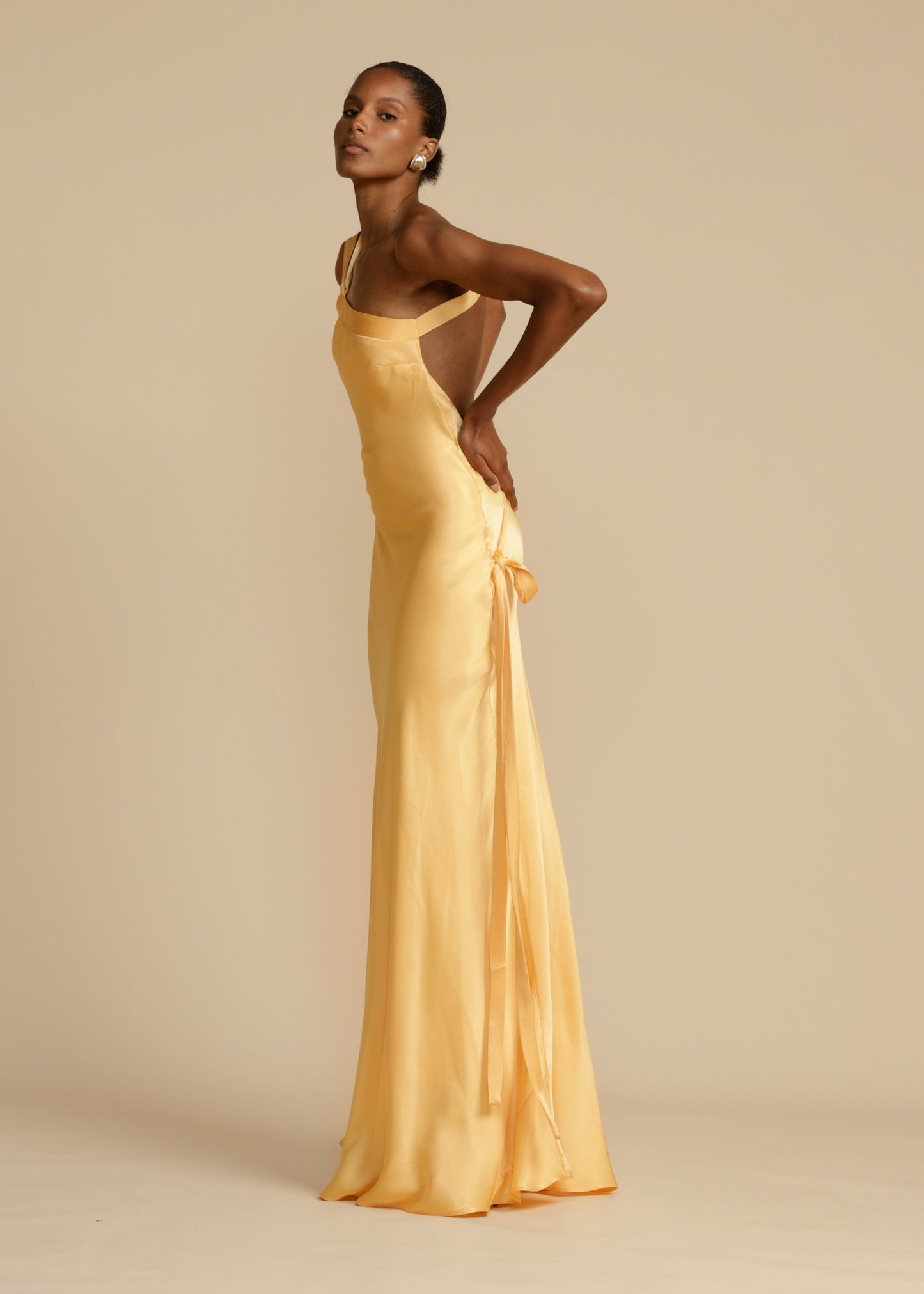Andie - Asymmetrical Gown Mağazam