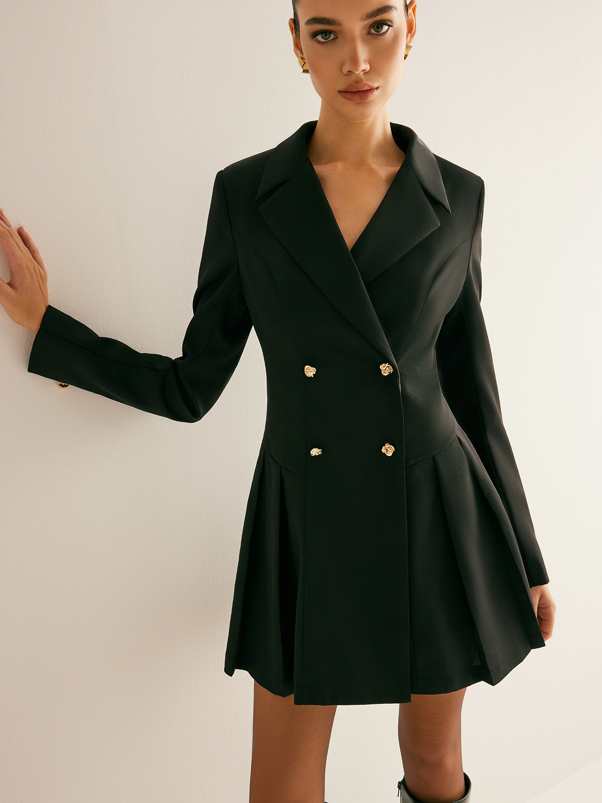 Omuz Yastıklı Fırfırlı Blazer Elbise Quvarse