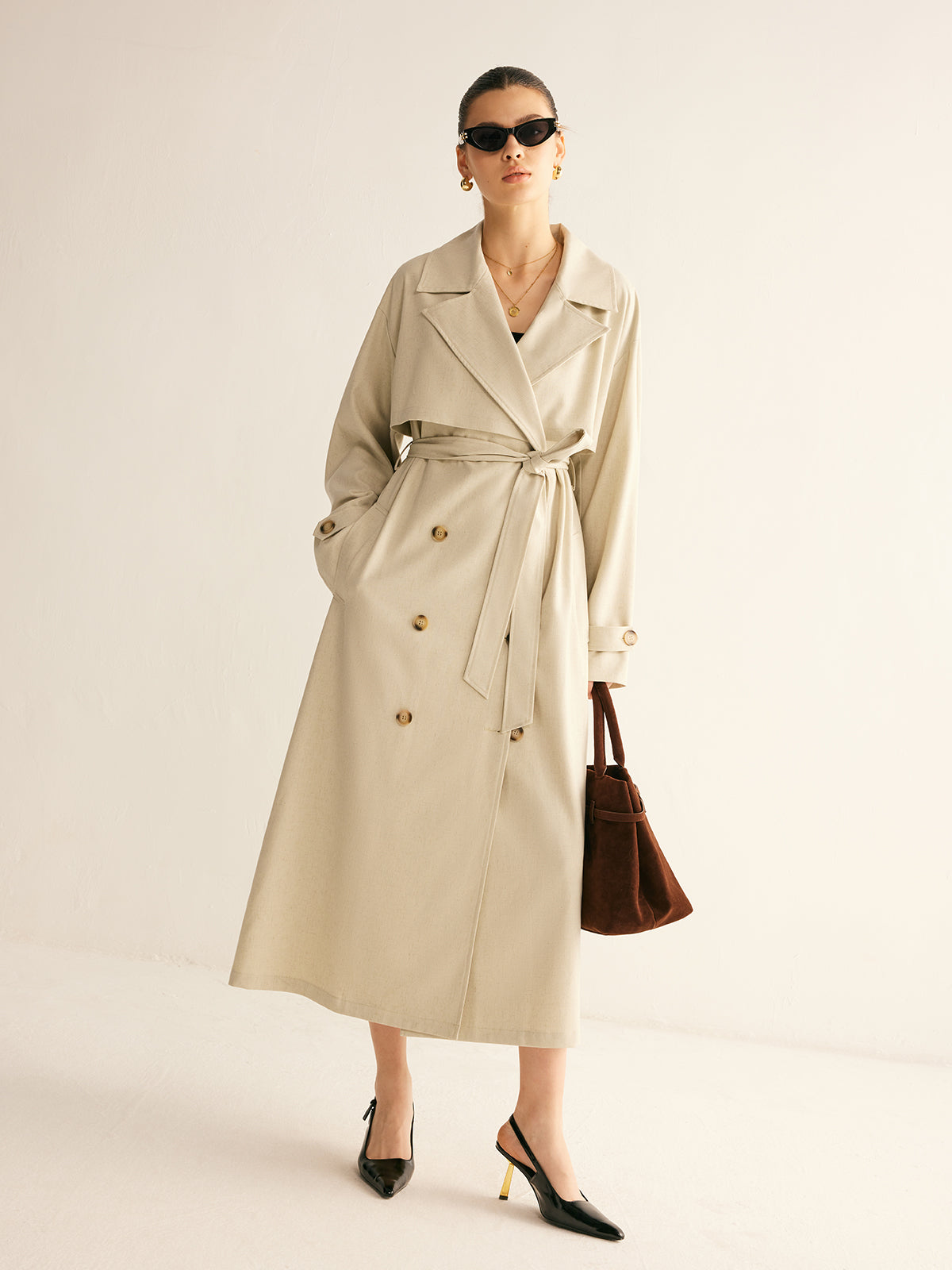 Elegant Pleated Trench Coat With Belt Quvarse