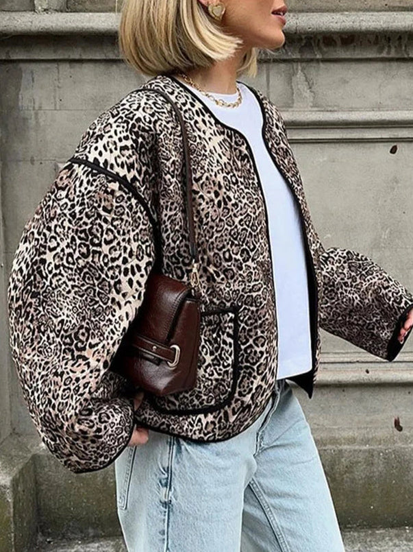 Contrast Trim Leopard Printed Winter Coat Quvarse