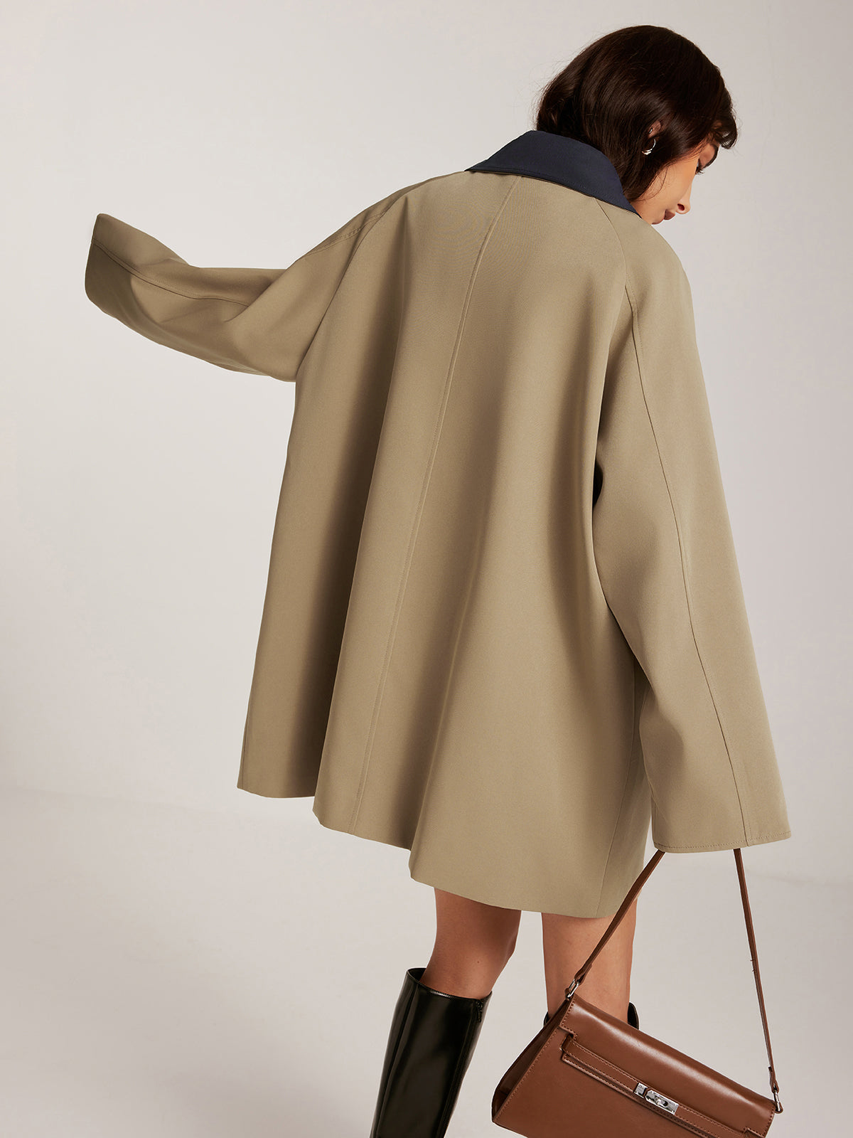 Farklı Yaka Fermuarlı Oversize Trençkot Quvarse