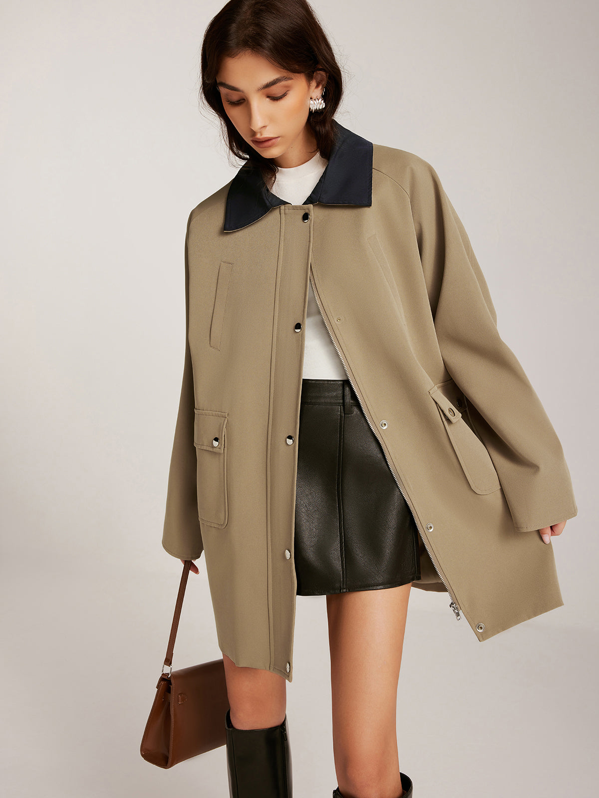 Farklı Yaka Fermuarlı Oversize Trençkot Quvarse