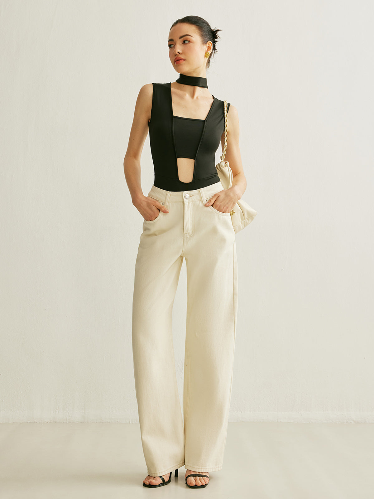 Şık Kolsuz Kesik Bodysuit Aktif Tarz için THESVELTECHIC