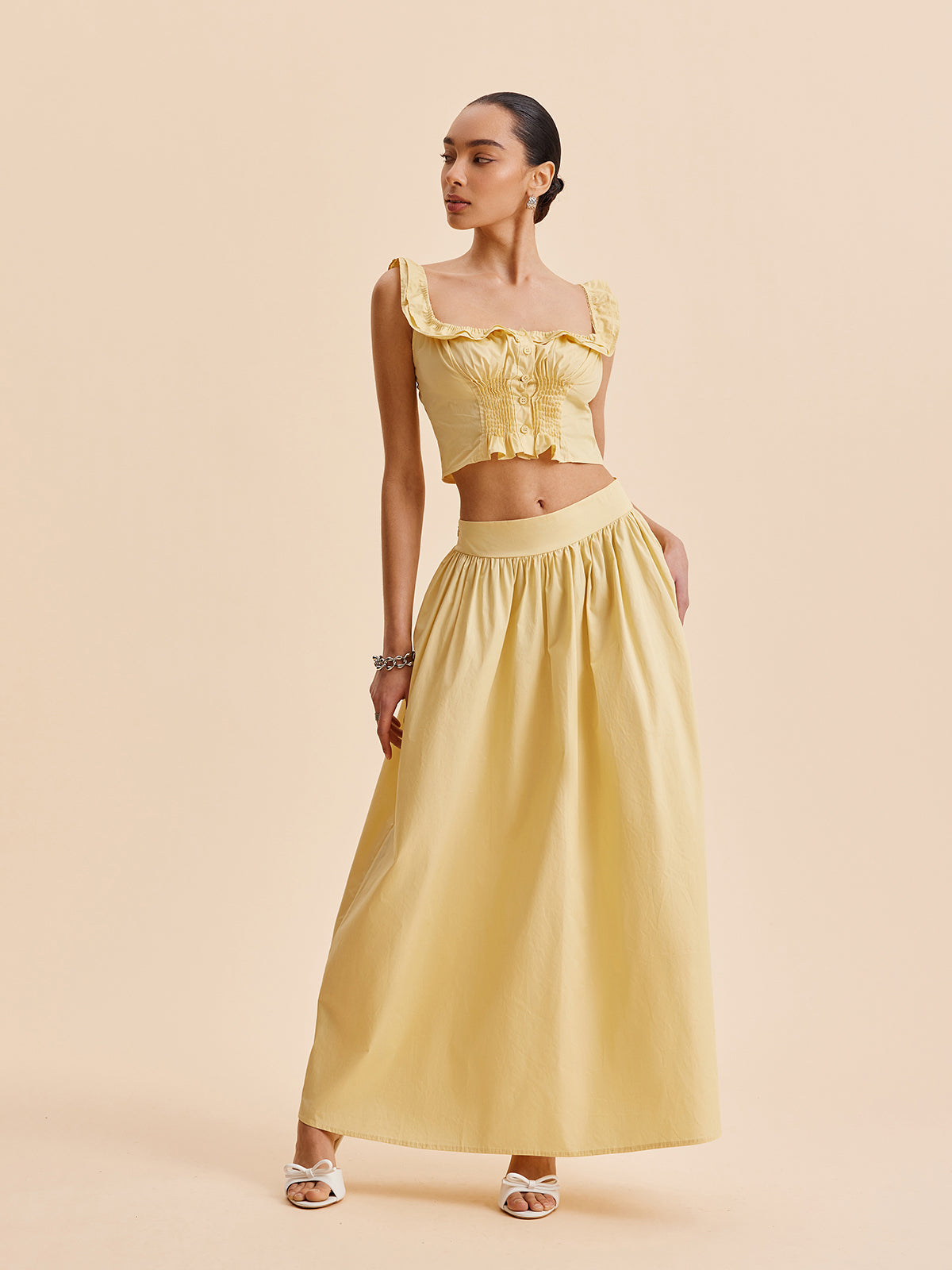 Şık Volanlı Crop Top ve Etek Takımı THESVELTECHIC