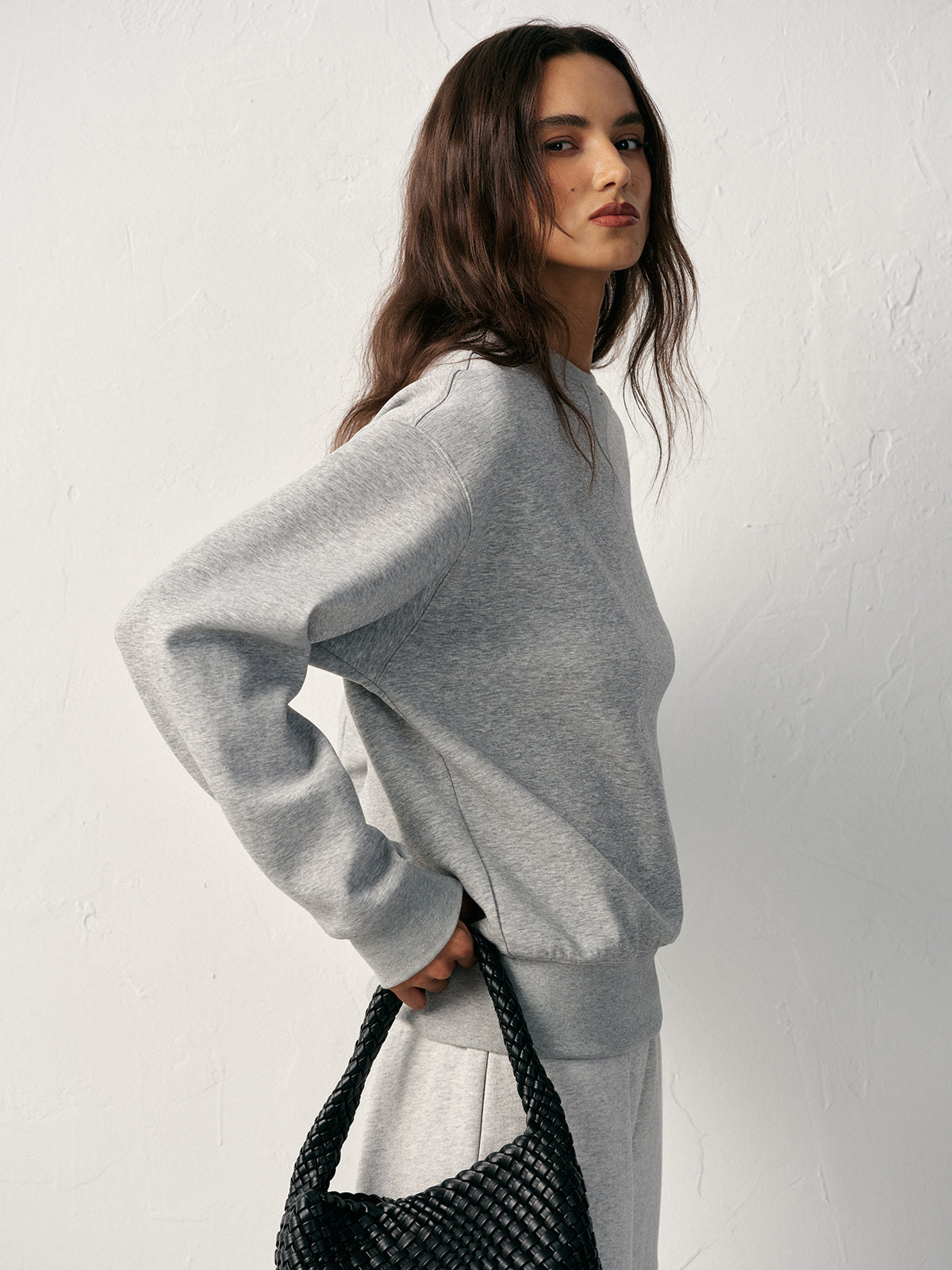 Pamuk Karışımlı Yuvarlak Yaka Sweatshirt THESVELTECHIC