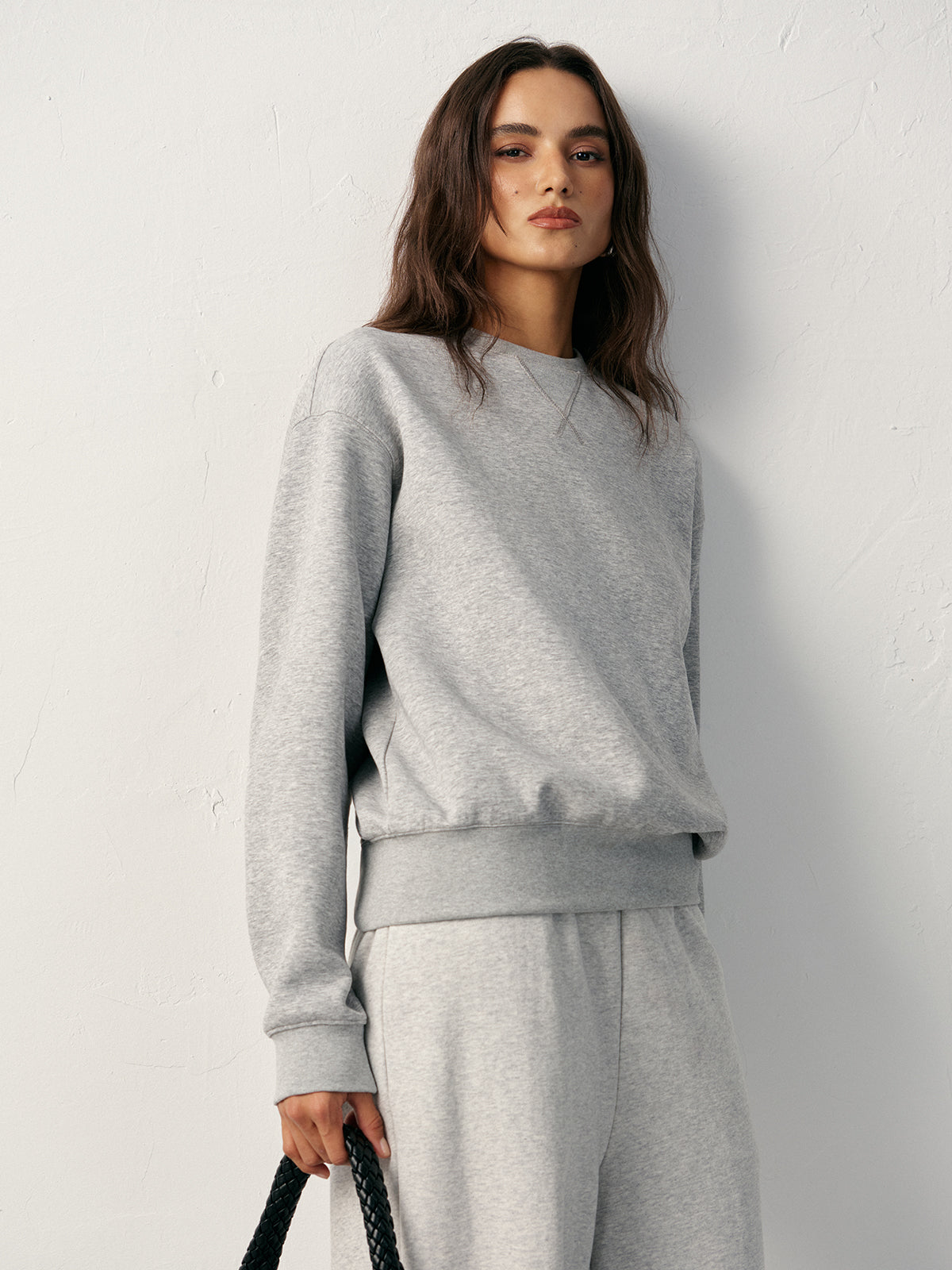 Pamuk Karışımlı Yuvarlak Yaka Sweatshirt THESVELTECHIC