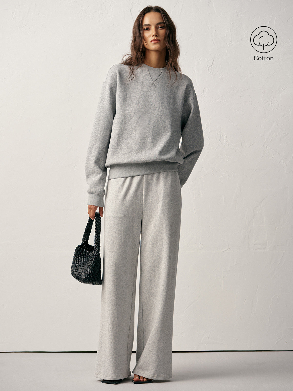 Pamuk Karışımlı Yuvarlak Yaka Sweatshirt THESVELTECHIC
