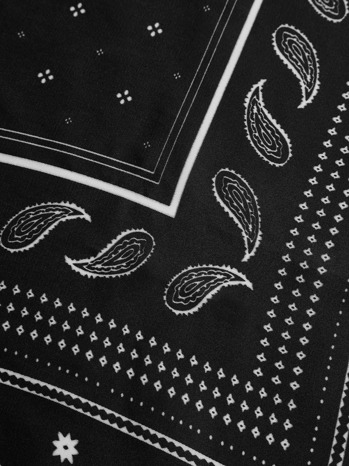 Kare Desenli Şık ve Trendy Paisley Eşarp THESVELTECHIC