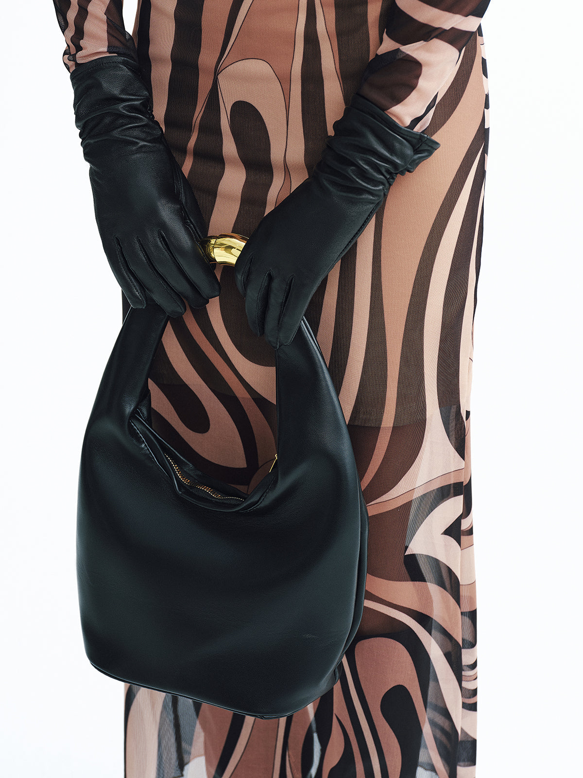 Metal Saplı PU Hobo Çanta THESVELTECHIC