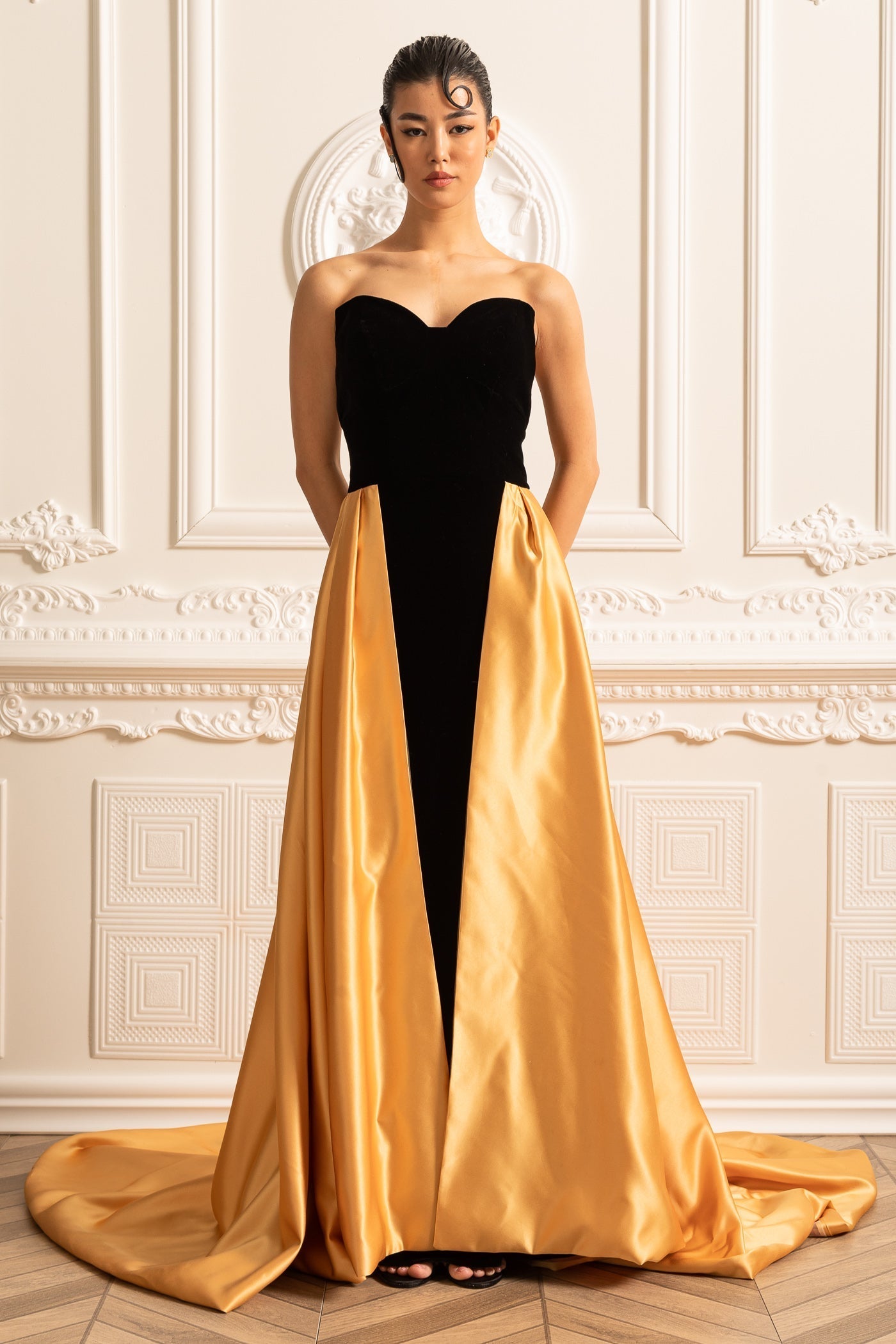 Gold Satin Etekli Kadife Elbise Siaora
