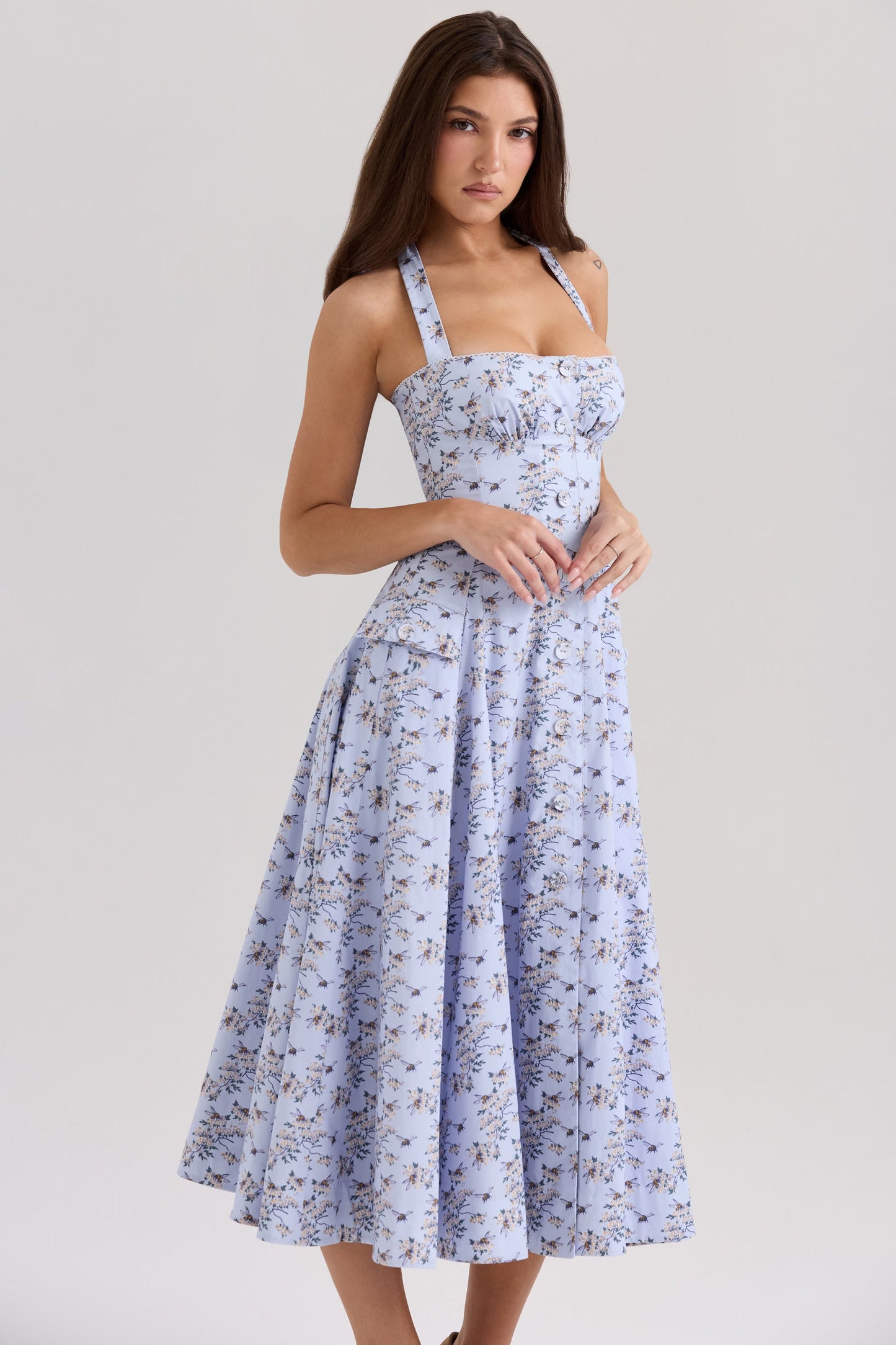 Çiçek Desenli Esnek Pamuk Halter Midi Elbise Niebbla
