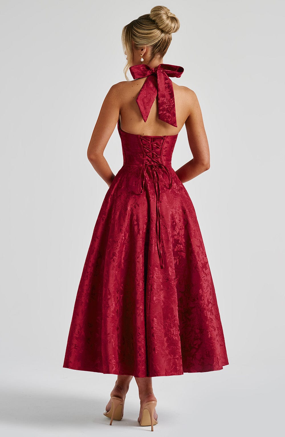 Bordo Halter Yaka Midi Elbise Niebbla