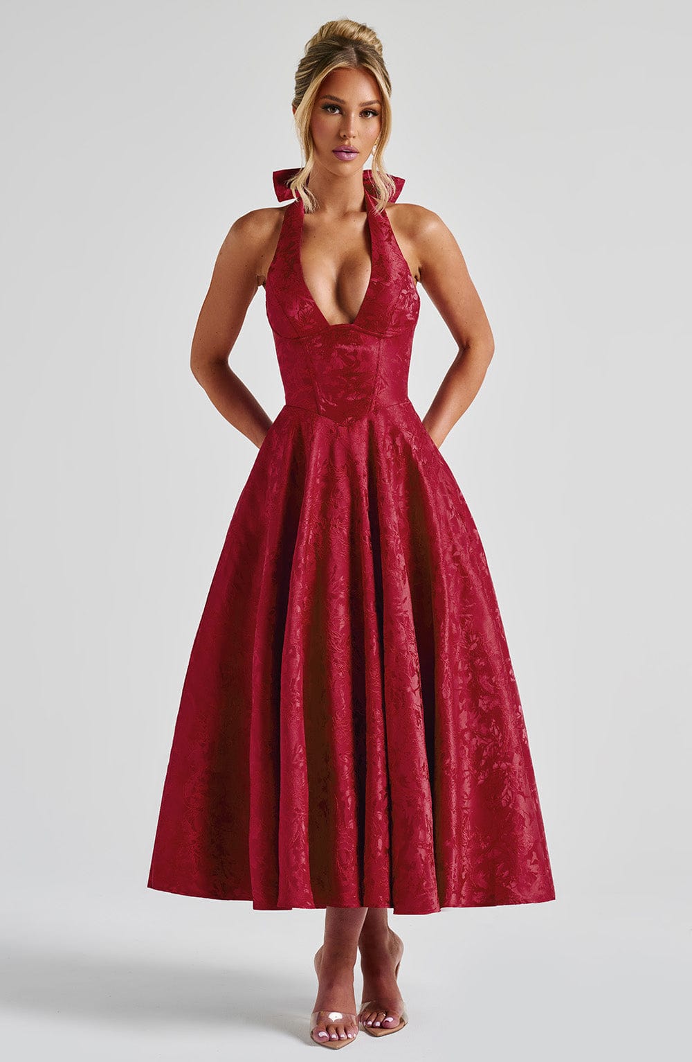 Bordo Halter Yaka Midi Elbise Niebbla