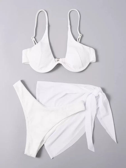 3'Lü Balenli Bikini Takımı Ve Örgü Plaj Eteği Niebbla