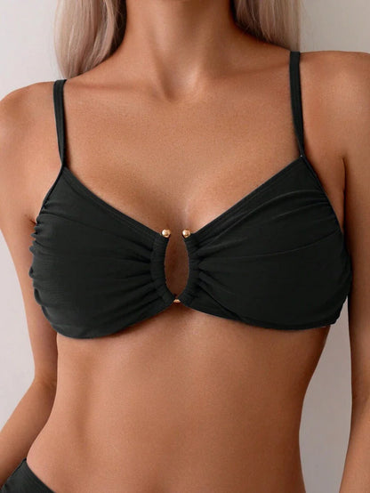 Halka Dantelli Sade Bikini Takımı Niebbla