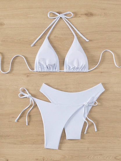 3 Parça Halter Üst + Üçgen Alt + Bağcıklı Şort Bikini Takımı Niebbla