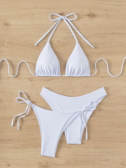 3 Parça Halter Üst + Üçgen Alt + Bağcıklı Şort Bikini Takımı Niebbla