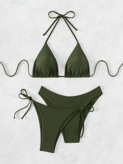 3 Parça Halter Üst + Üçgen Alt + Bağcıklı Şort Bikini Takımı Niebbla