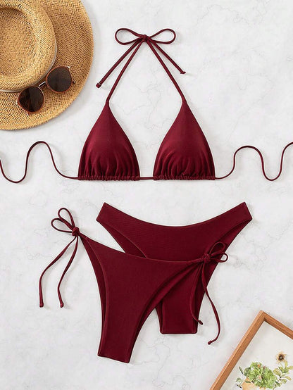 3 Parça Halter Üst + Üçgen Alt + Bağcıklı Şort Bikini Takımı Niebbla
