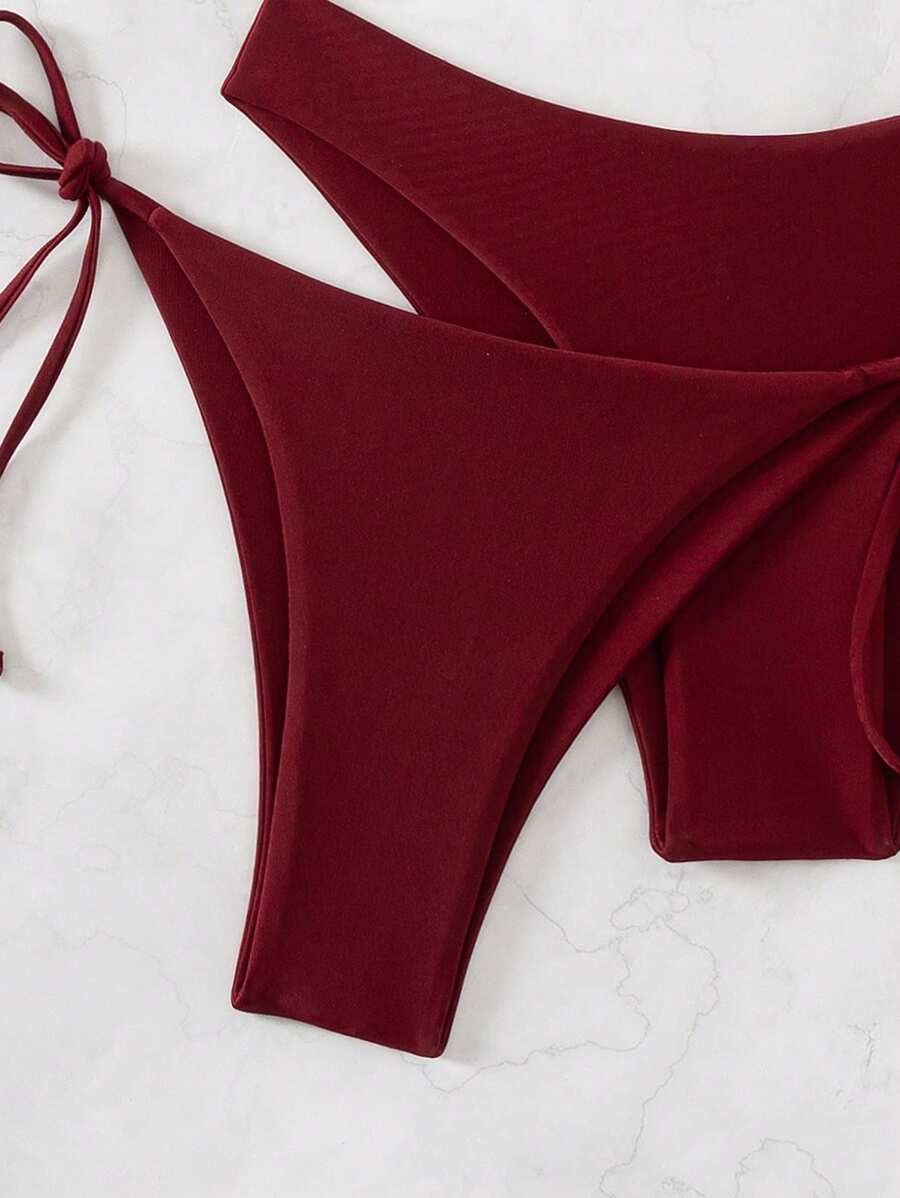 3 Parça Halter Üst + Üçgen Alt + Bağcıklı Şort Bikini Takımı Niebbla