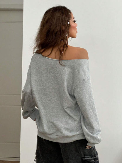 Harf Baskılı Asimetrik Yaka Sweat Niebbla