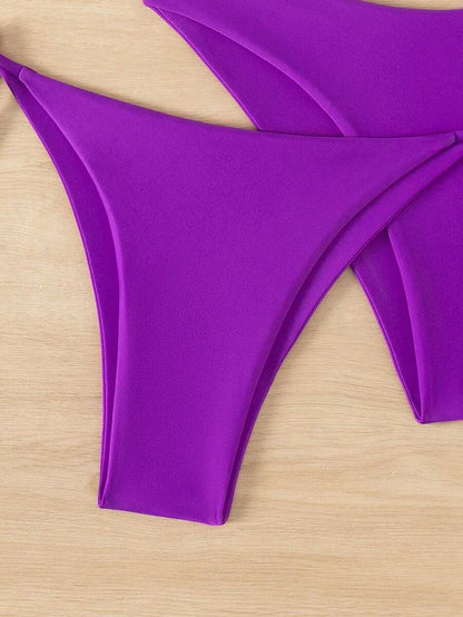 3 Parça Halter Üst + Üçgen Alt + Bağcıklı Şort Bikini Takımı Niebbla