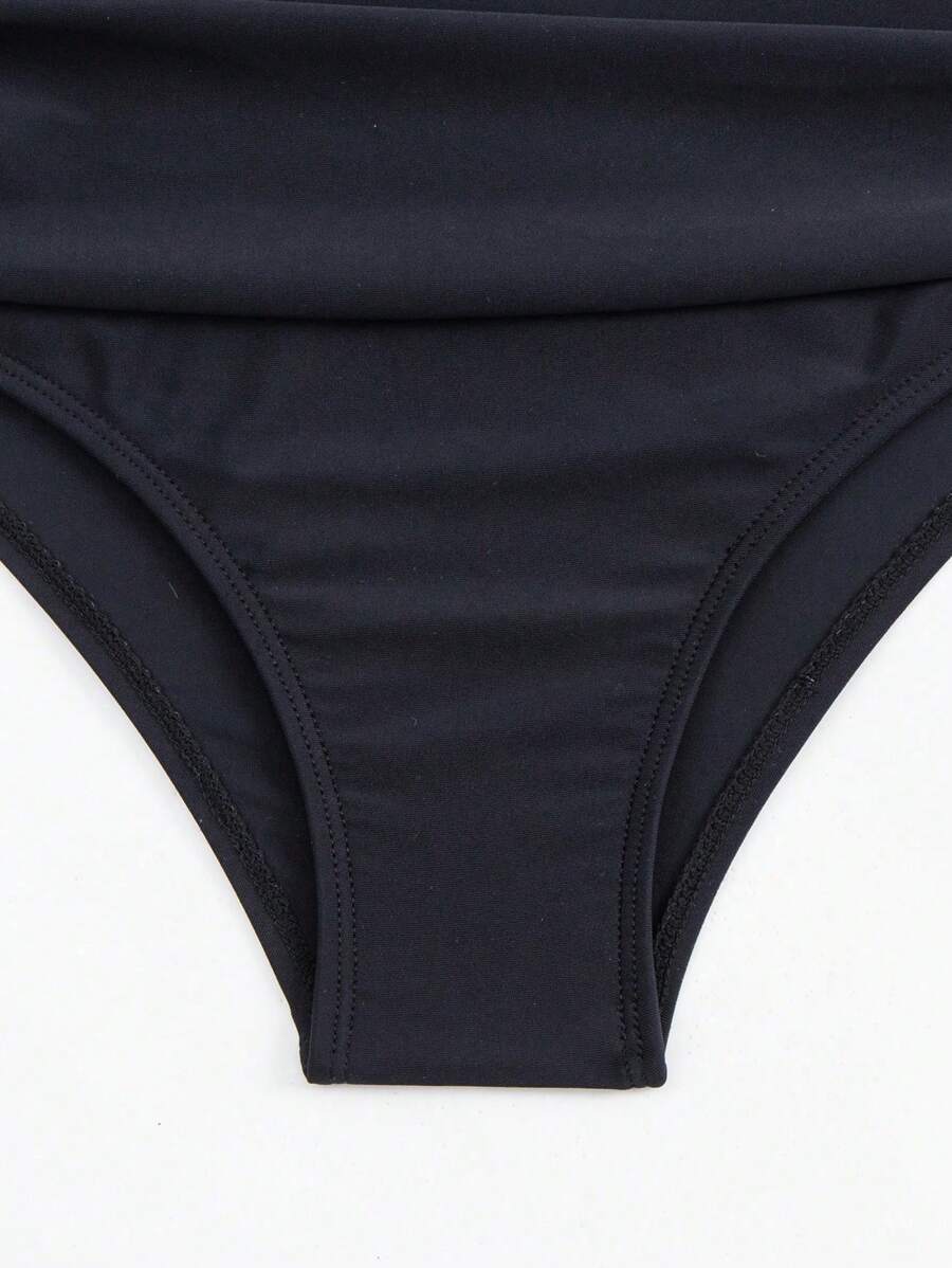 Sarmal Detaylı Sade Bikini Takımı Niebbla
