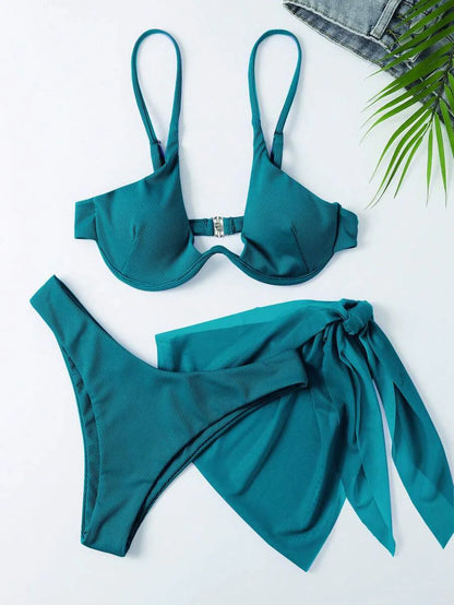 3'Lü Balenli Bikini Takımı Ve Örgü Plaj Eteği Niebbla