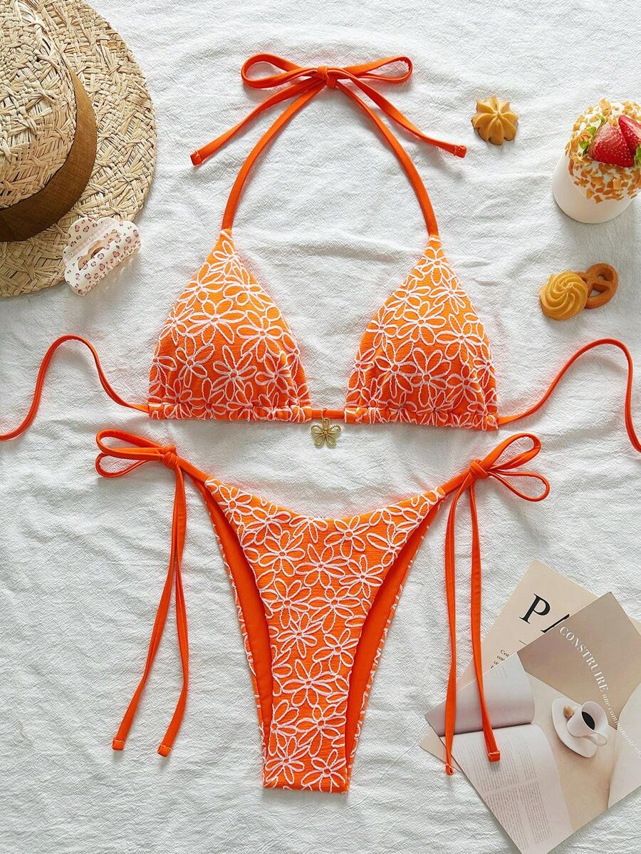 Çiçek Desenli Boyundan Bağlamalı Bikini Ve Bağcıklı Bikini Altı Takımı Niebbla