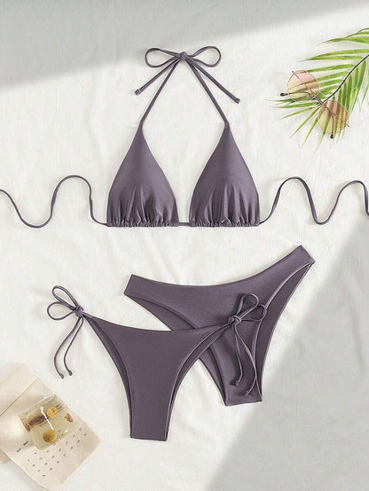 3 Parça Halter Üst + Üçgen Alt + Bağcıklı Şort Bikini Takımı Niebbla