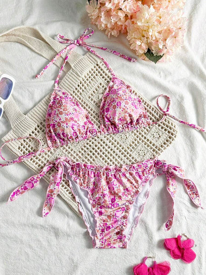 Çiçekli Dantel Pileli Bikini Takımı Niebbla