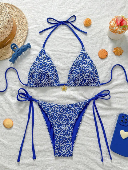 Çiçek Desenli Boyundan Bağlamalı Bikini Ve Bağcıklı Bikini Altı Takımı Niebbla